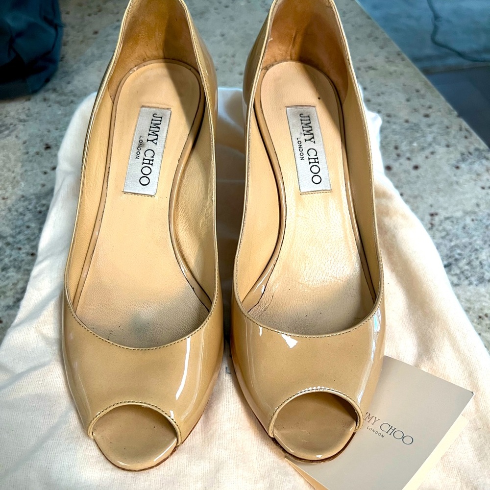 COPY - Gently used Jimmy Choo Isabel Nude Patent Leather
